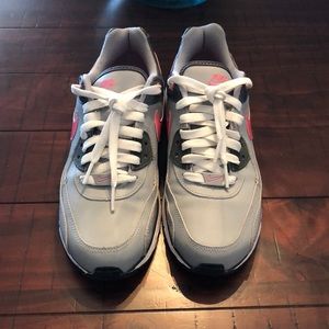 Nike Grey/Pink AirMax size 5.5 boys = 7.5 WOMENS